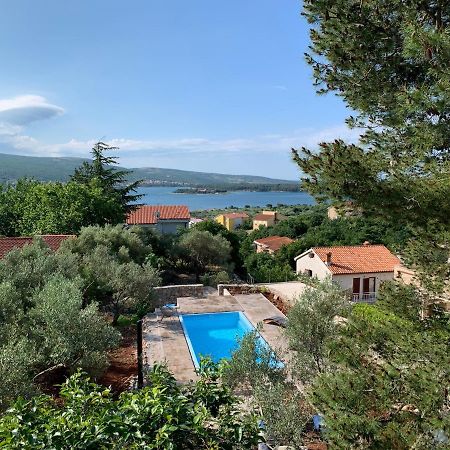 Lili Apartments, Sv Dunata 18 Kornić エクステリア 写真