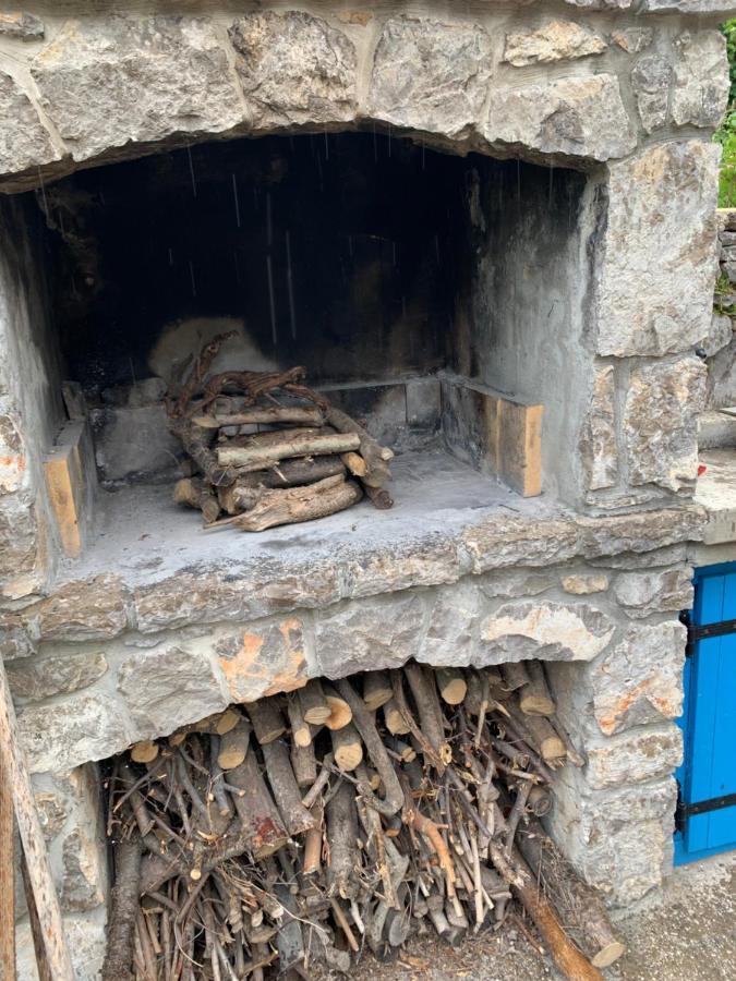 Lili Apartments, Sv Dunata 18 Kornić エクステリア 写真